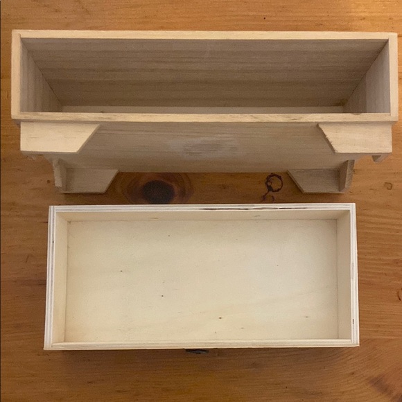 Geometric Patterned Wooden Jewelry Box - Picture 2 of 2